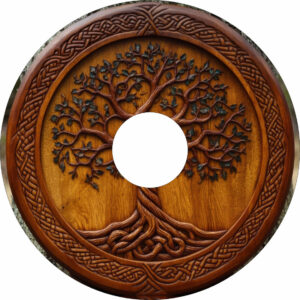 Speichenschutz mit Motiv geschnitzter Baum